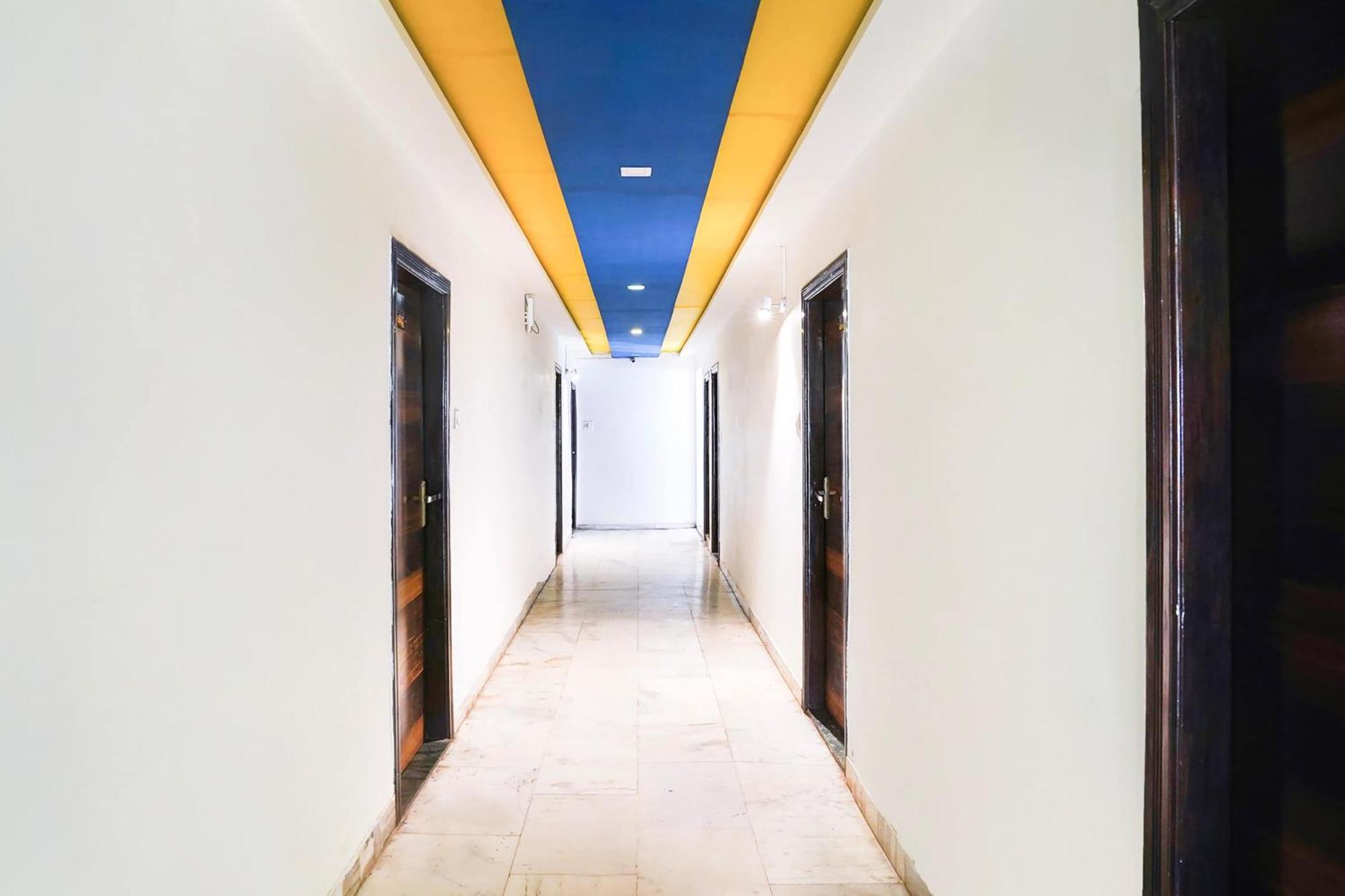 Hotel O Bridge Amhedabad Dış mekan fotoğraf