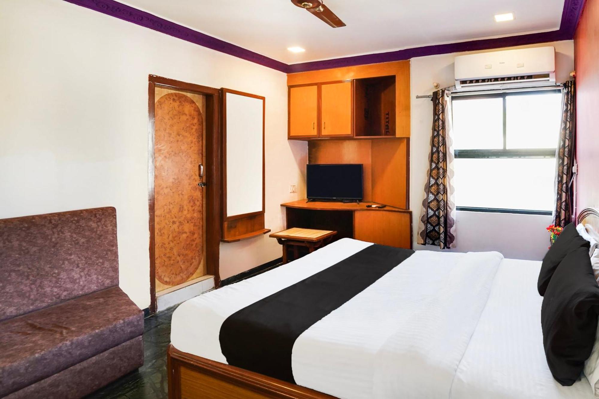 Hotel O Bridge Amhedabad Dış mekan fotoğraf