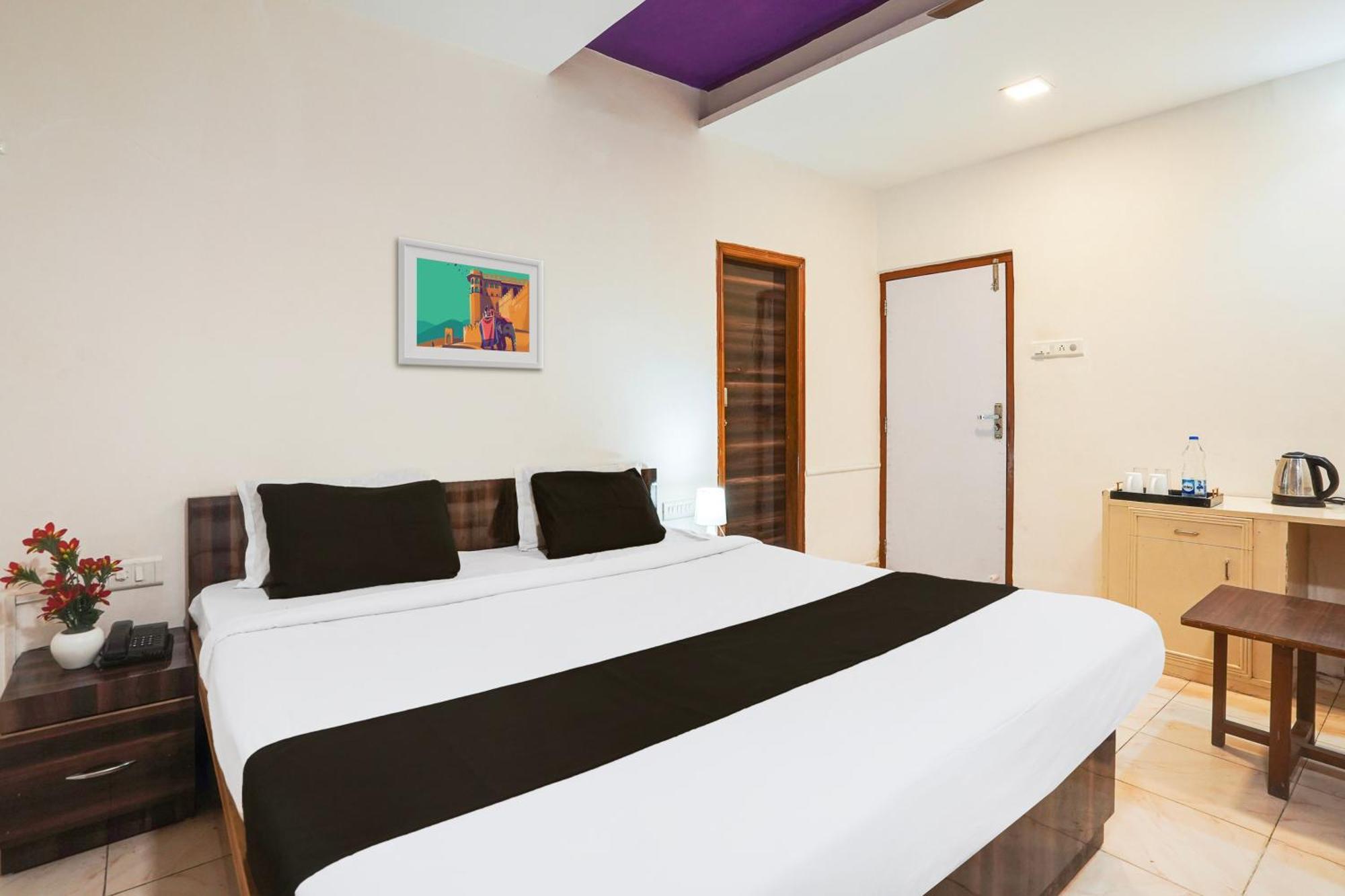 Hotel O Bridge Amhedabad Dış mekan fotoğraf
