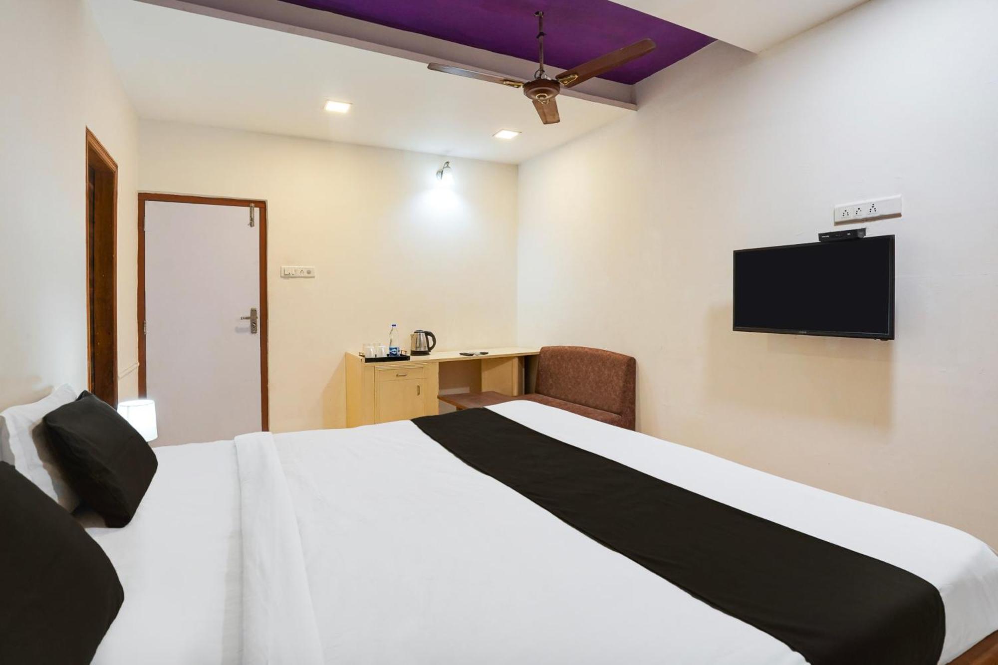 Hotel O Bridge Amhedabad Dış mekan fotoğraf