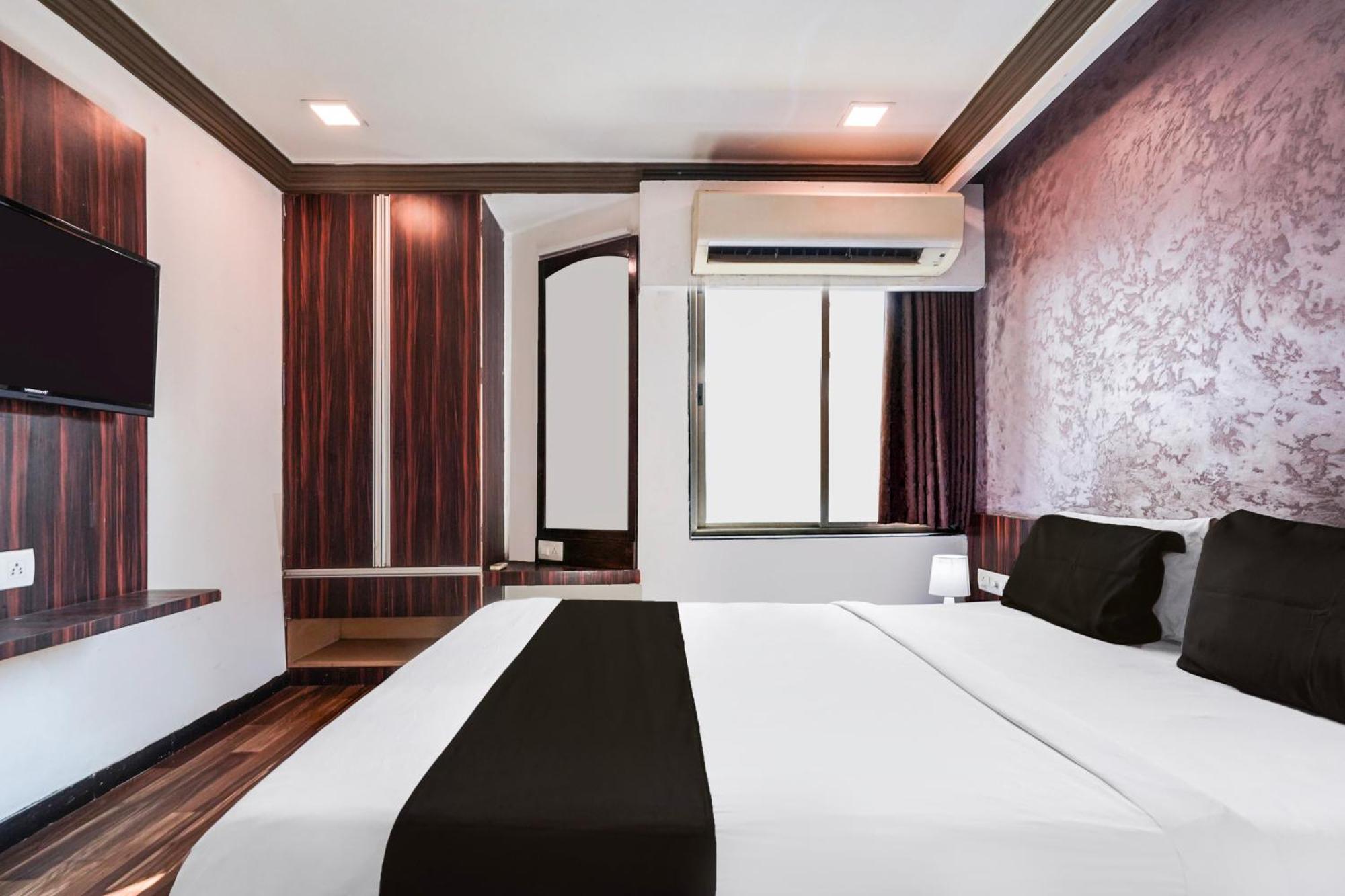 Hotel O Bridge Amhedabad Dış mekan fotoğraf