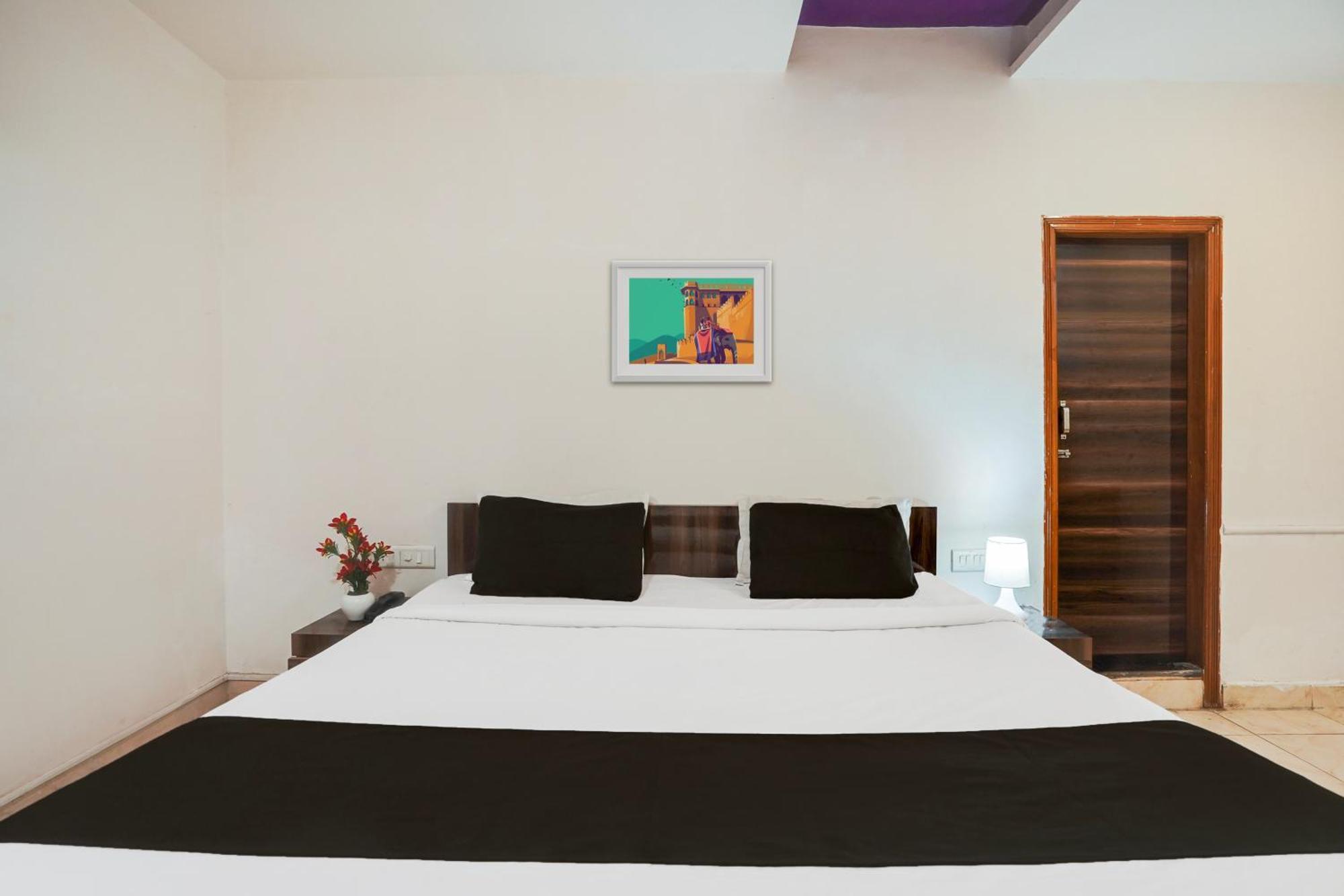 Hotel O Bridge Amhedabad Dış mekan fotoğraf